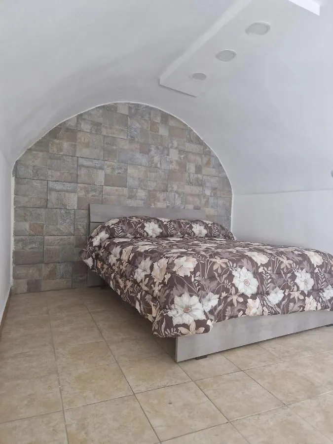 Caponapoli House Apartment 0*, Naples
